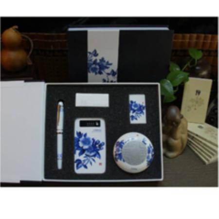 古典青花 系列数码商务四件套淘礼巴巴