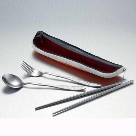 精致三角网包淘礼巴巴