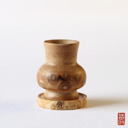 竹根雕满钉瓶式香插淘礼巴巴