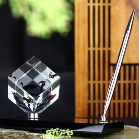 毕加索水晶商务摆件淘礼巴巴