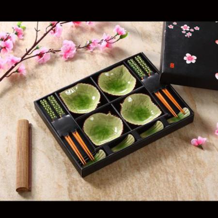 手绘陶瓷12件套淘礼巴巴