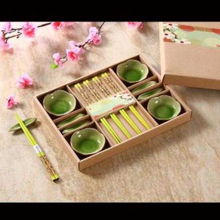 手绘陶瓷餐具12件套淘礼巴巴