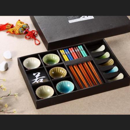 手绘陶瓷餐具套装淘礼巴巴