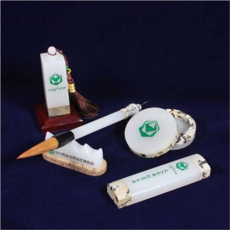 玉石精品国画石文房四宝淘礼巴巴